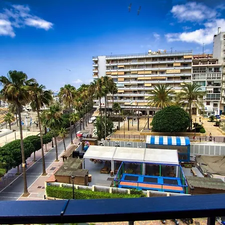 Stunning On The Beachfront With Sea Views In Center. Apartment *